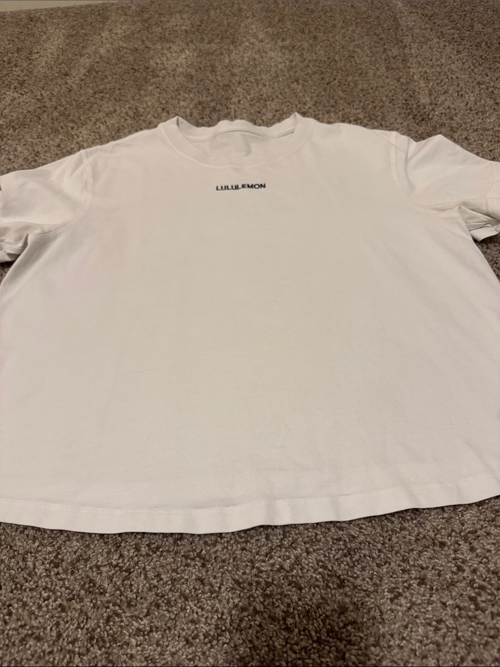 LULULEMON WHITE TEE